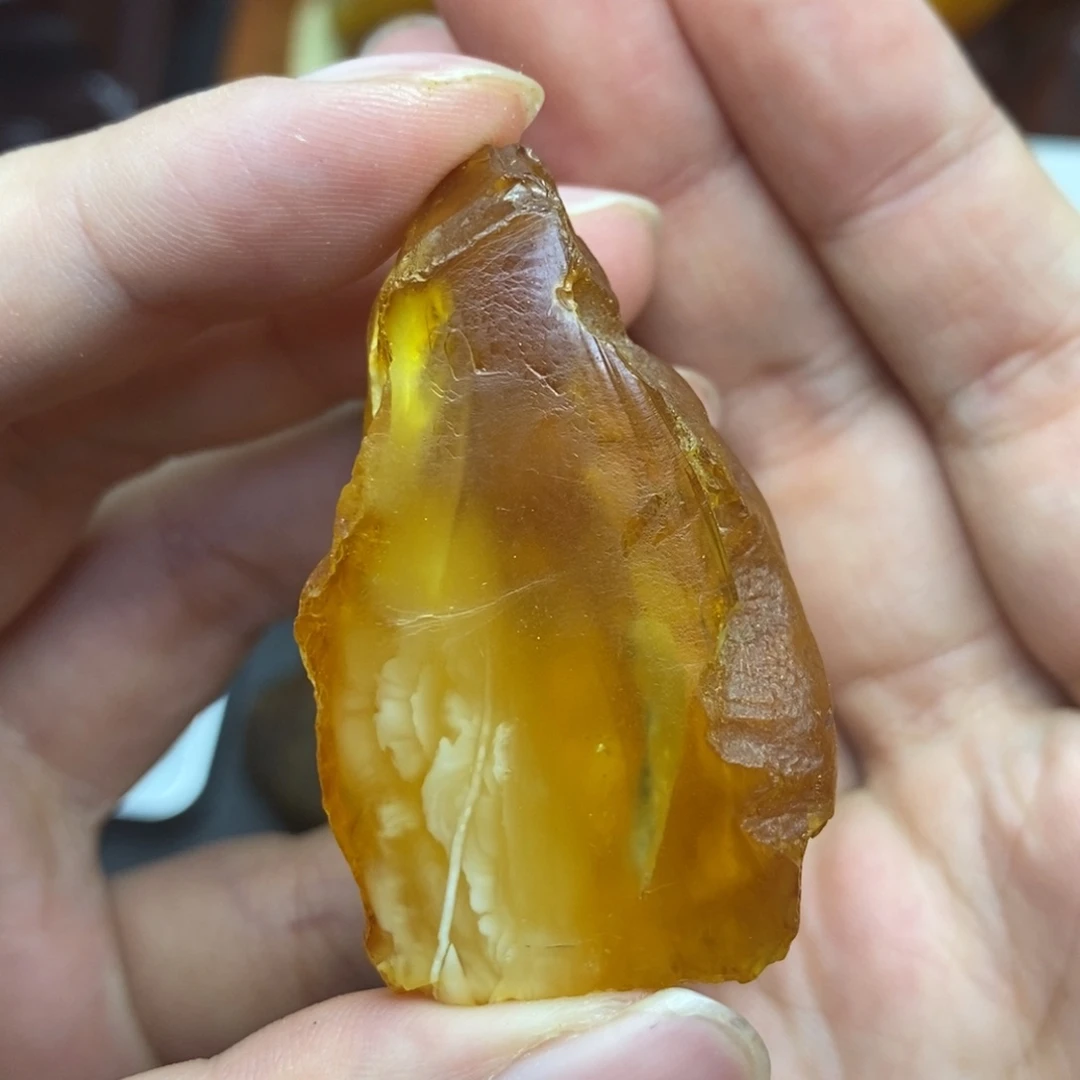 定制琥珀未镶嵌R***n唐