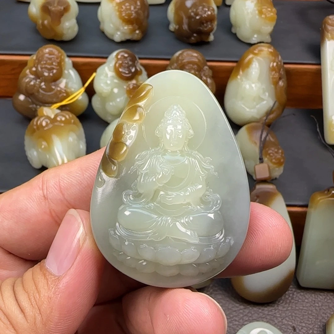 善***缘和田玉（糖玉）未镶嵌颈饰