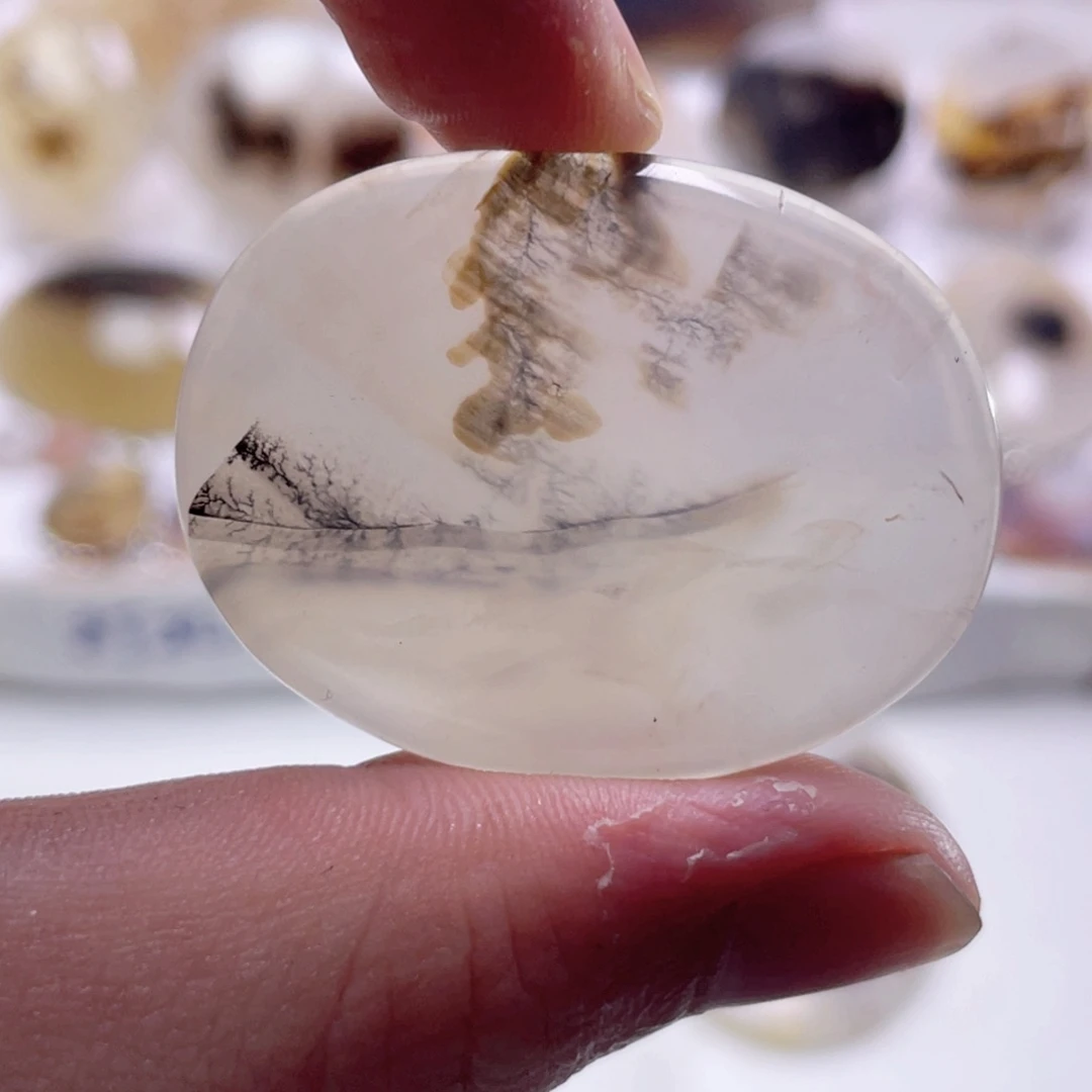 玛瑙/玉髓颈饰未镶嵌