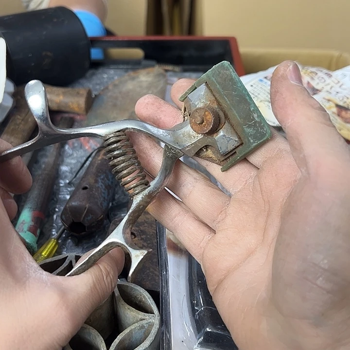 鹤***哥你在干嘛呢我在洗衣服