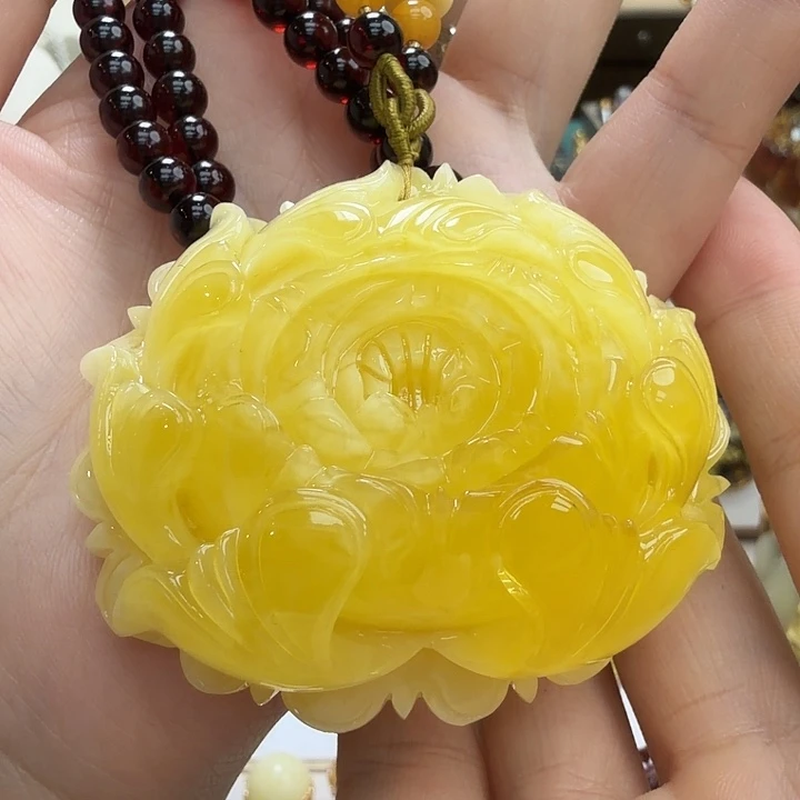 琥珀未镶嵌珠宝奇石