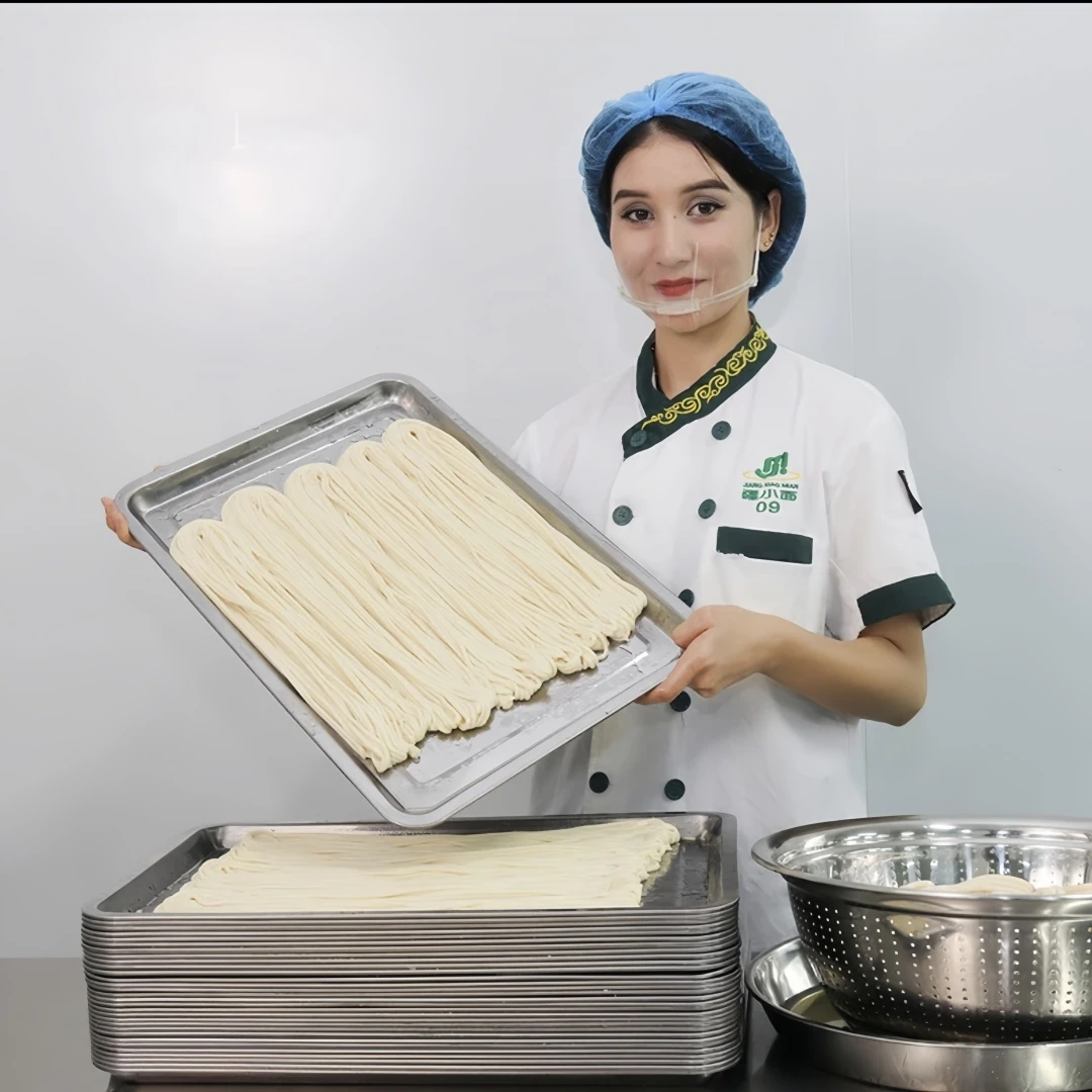 疆小面新疆冰鲜拉条子拌面炒面晚餐冷冻配料干净顺丰送货上门直发