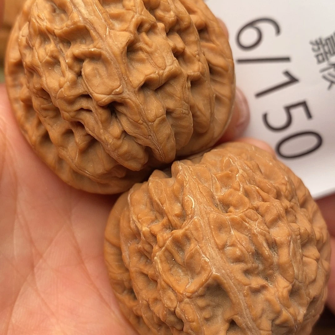 把件文玩核桃47.8红锦鲤