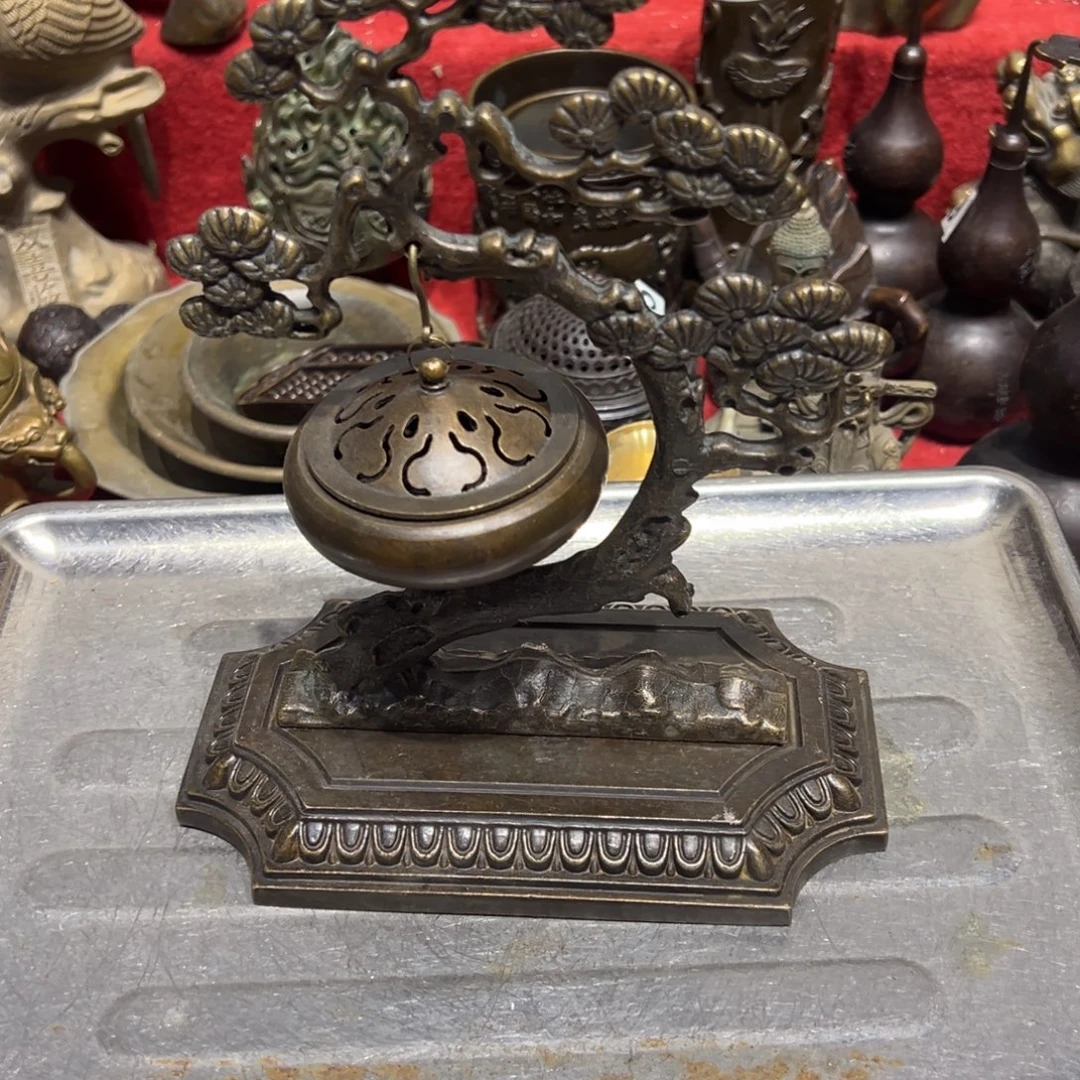 往***飘黄铜摆件，文房摆件