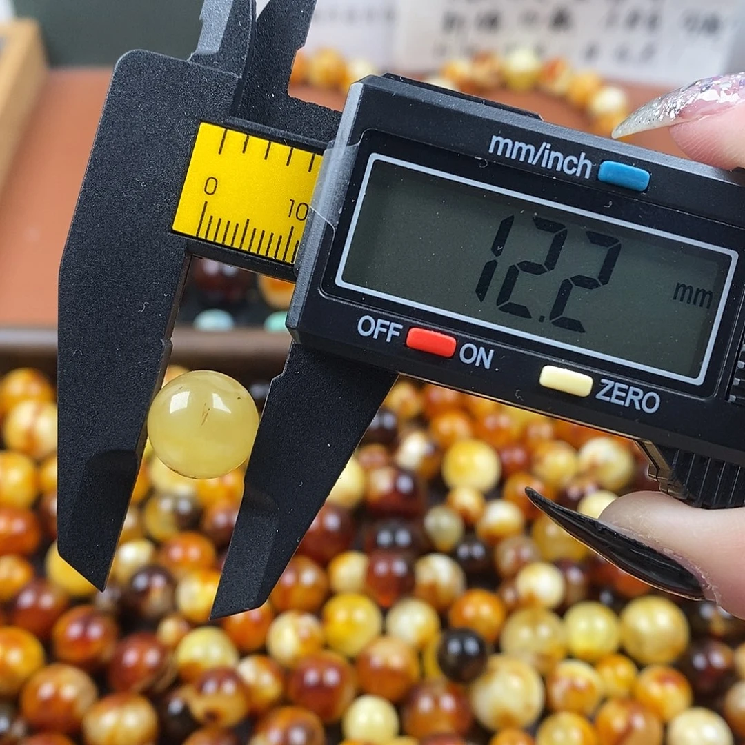 琥珀未镶嵌裸石蜜蜡1011