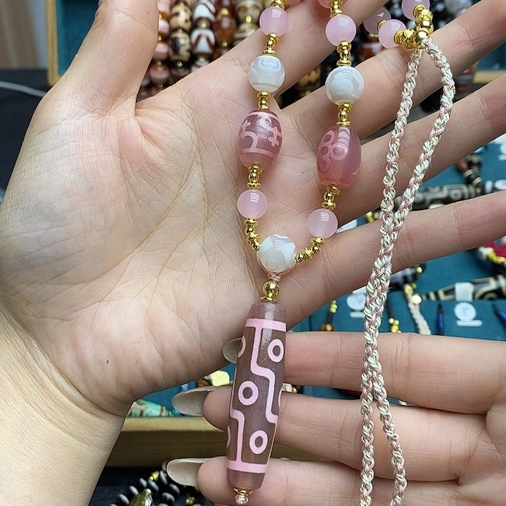 玛瑙/玉髓颈饰合金