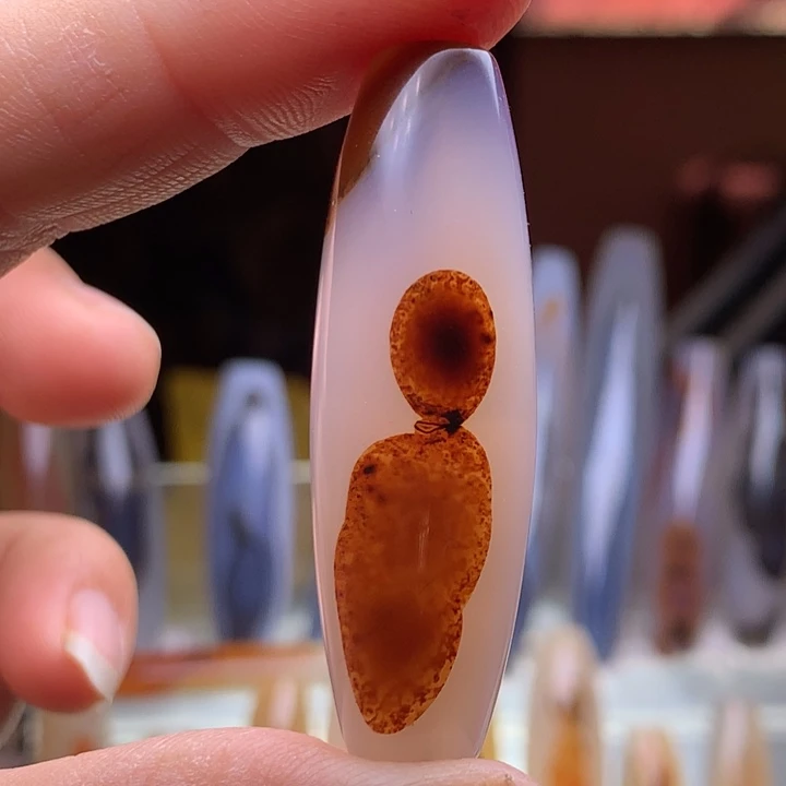 玛瑙/玉髓颈饰未镶嵌12有瑕