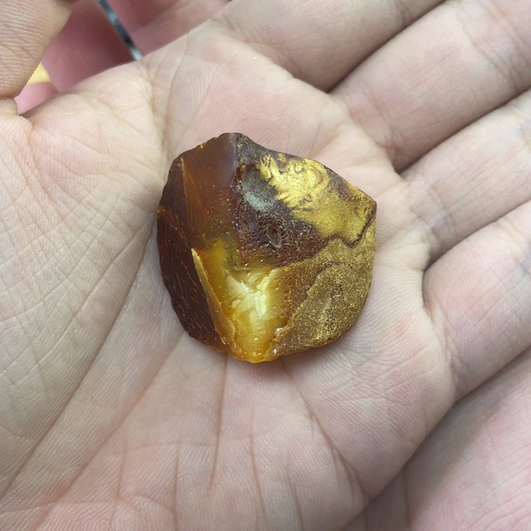 定制琥珀未镶嵌一*云天然琥珀