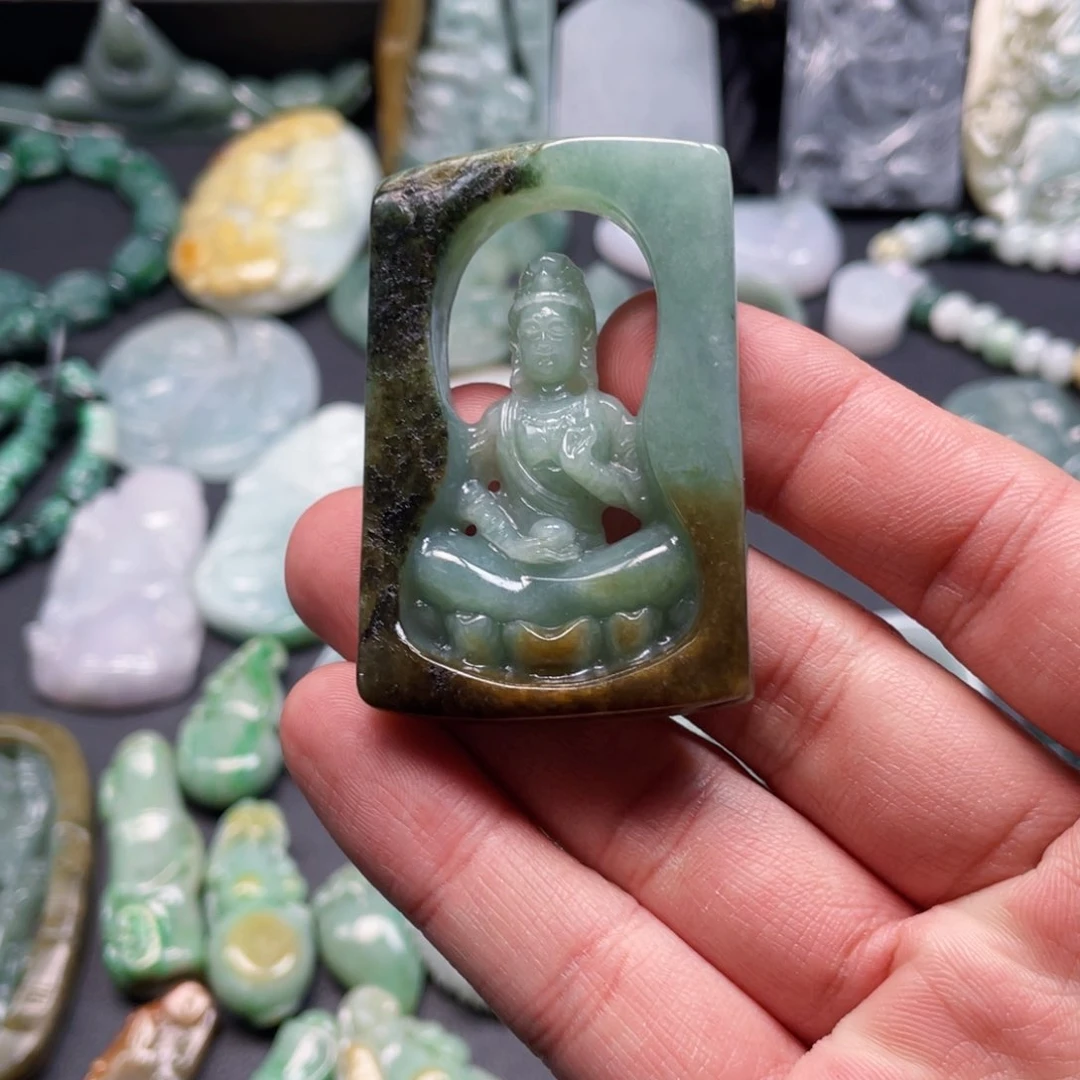 颈饰未镶嵌翡翠安**茶翡翠