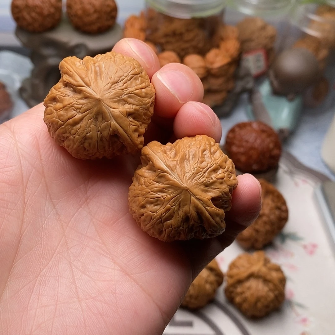 文玩核桃把件铁锤