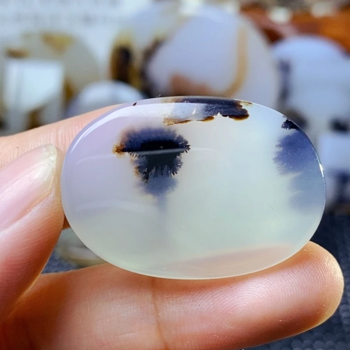 玛瑙/玉髓未镶嵌珠宝半成品