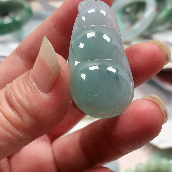 翡翠未镶嵌手镯吊坠翡翠玉