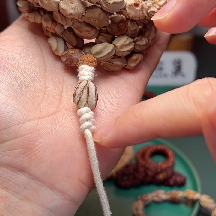 柏香籽/百香籽吊坠699.9