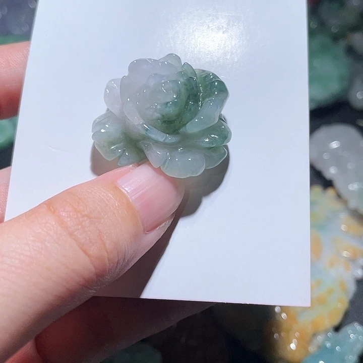 颈饰未镶嵌翡翠天