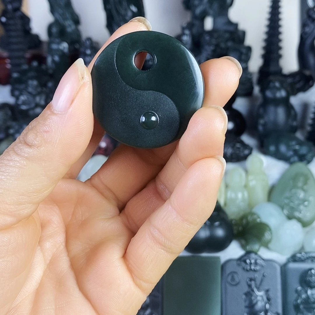 和田玉（青玉）未镶嵌颈饰