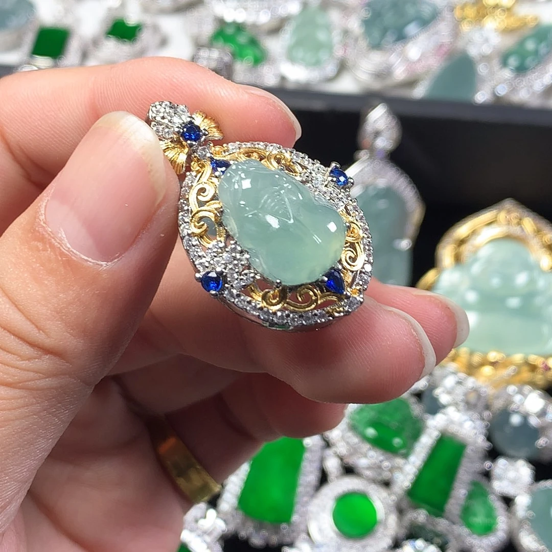 翡翠未镶嵌吊坠(不含链)