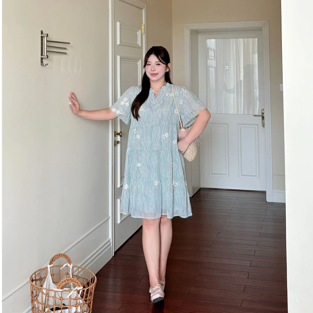 加大300斤可穿法式碎花连衣裙2025新款夏季时尚甜美宽松显瘦裙子