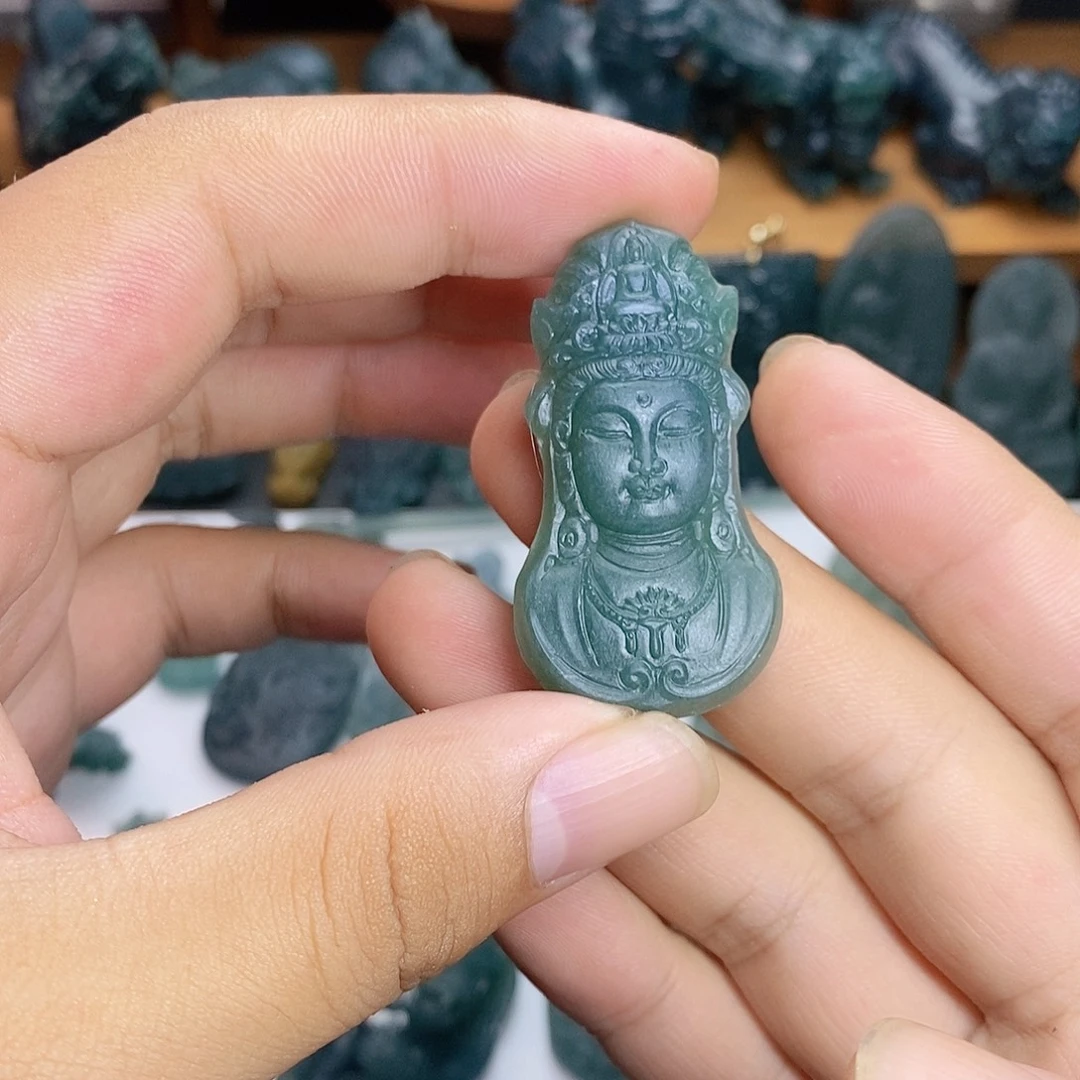 定制翡翠未镶嵌观音