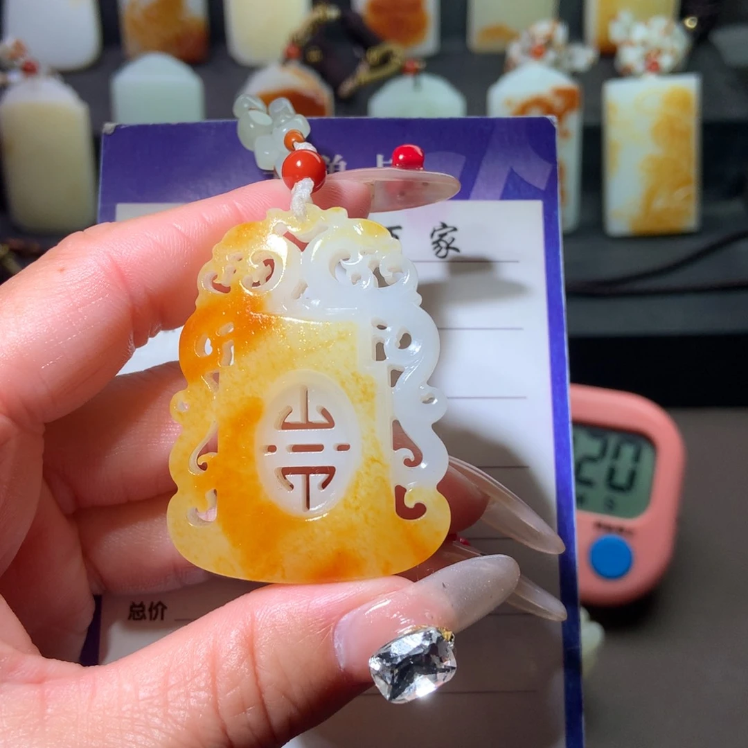 和田玉挂件未镶嵌千*马