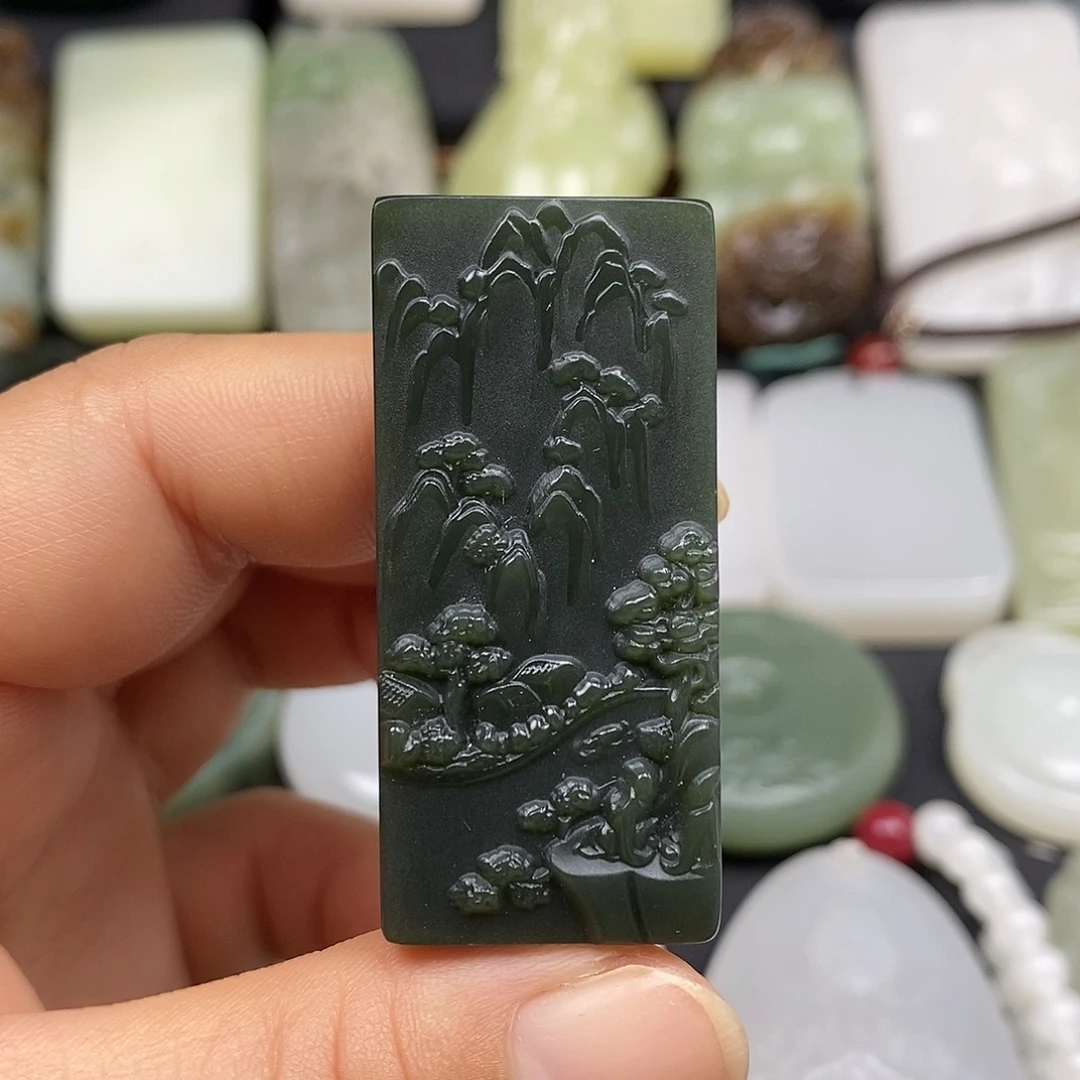 和田玉未镶嵌颈饰