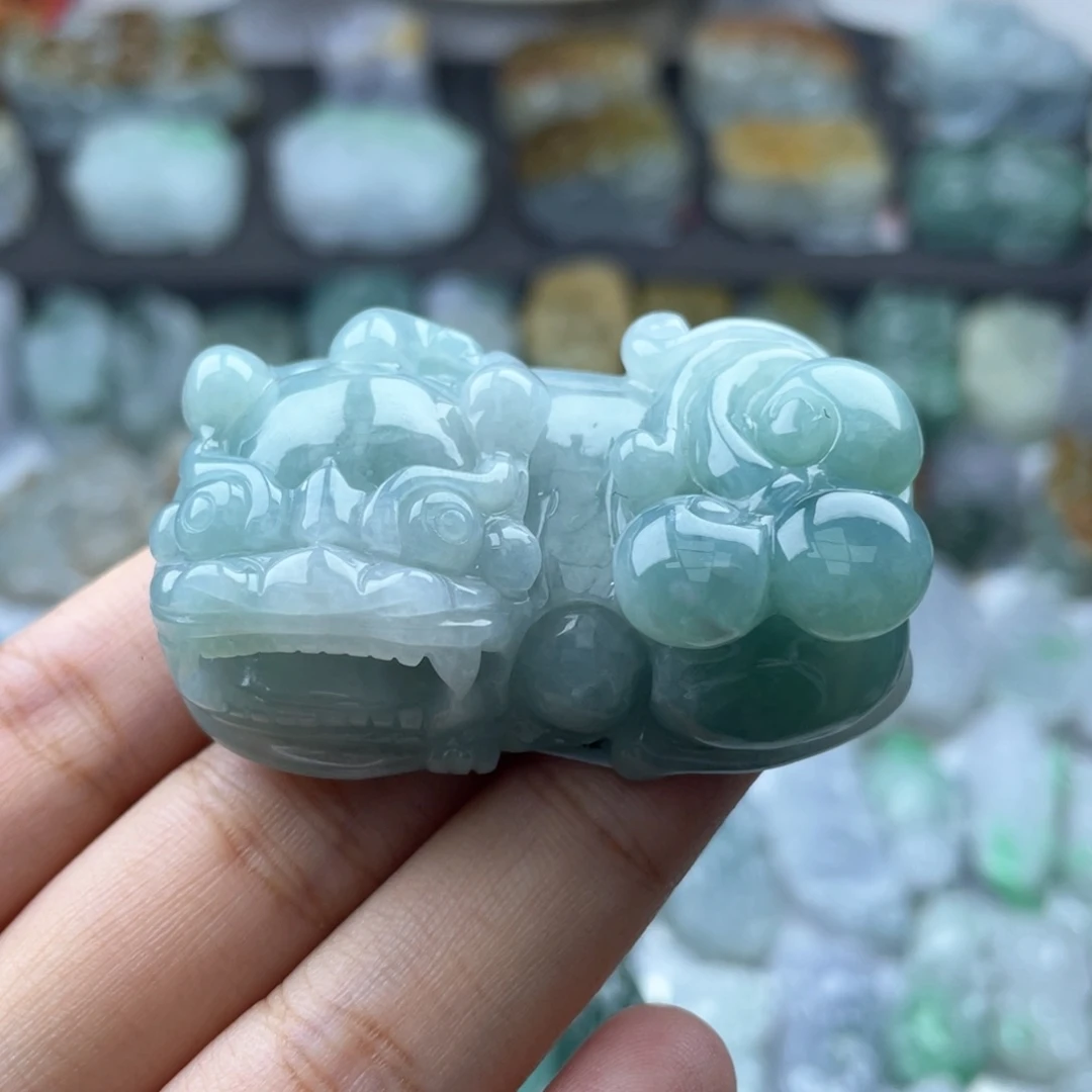颈饰未镶嵌翡翠貔貅