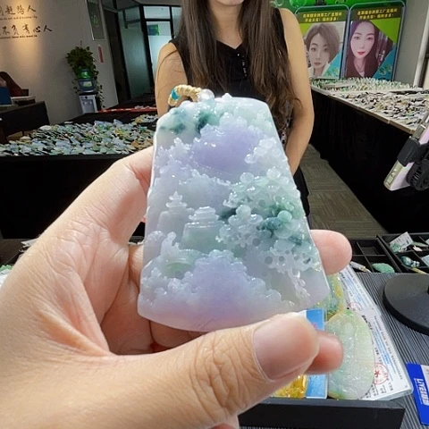 翡翠未镶嵌颈饰翡翠
