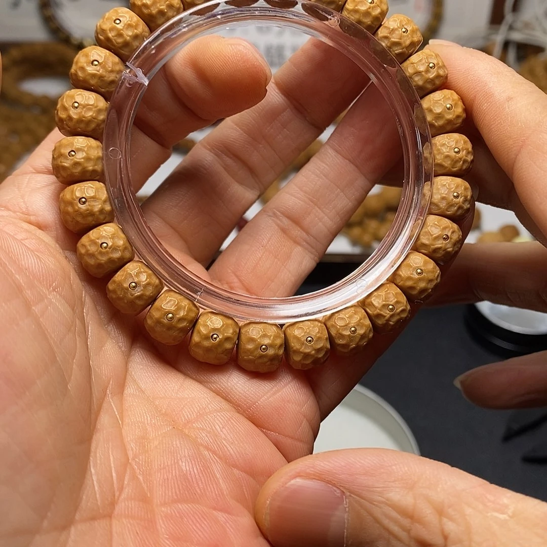 猴头核桃吊坠全品10左右龙鳞满天星34号