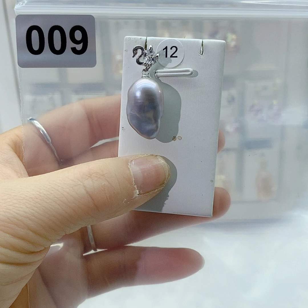 淡水珍珠颈饰合金