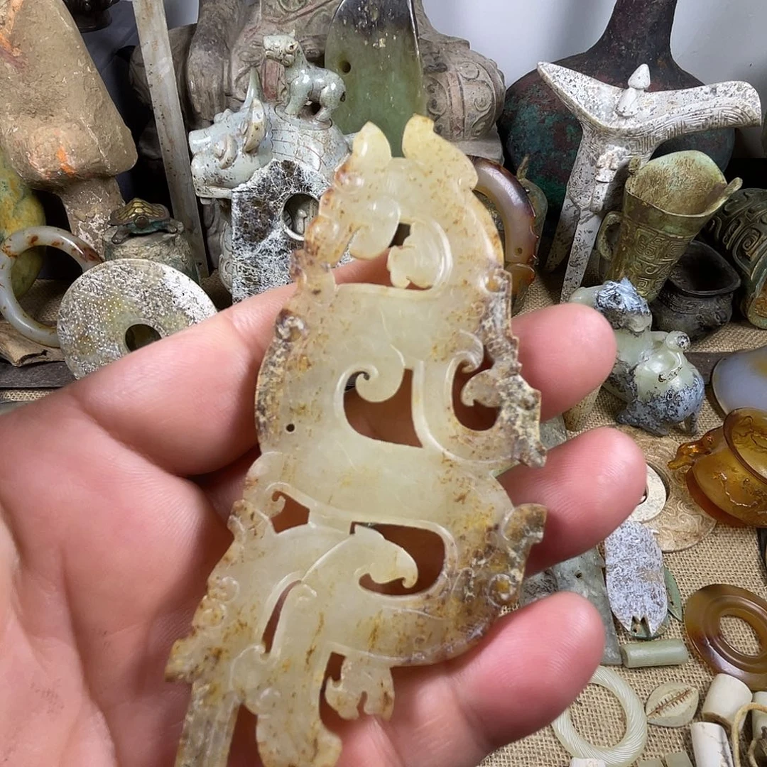 好***军和田玉未镶嵌挂件器型规格齐全