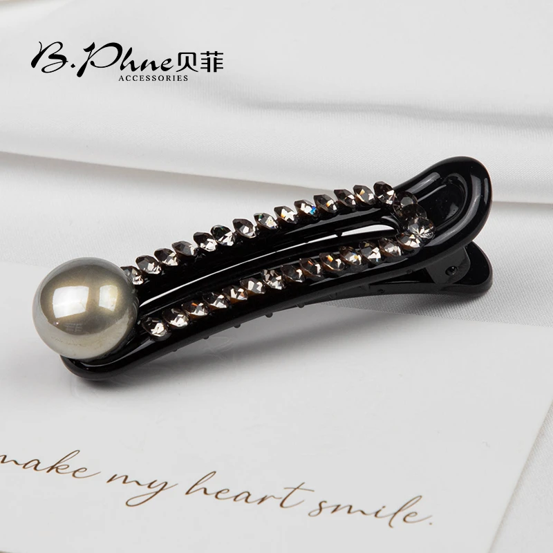 B.【贝菲】设计款百搭珠珠镂空珠珠鸭嘴夹