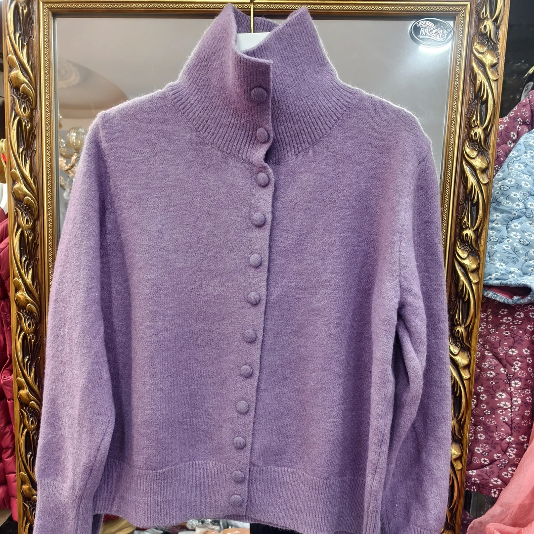 包扣款兔毛加厚毛衣