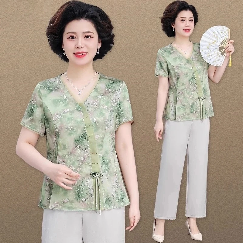 母亲节礼物妈妈夏装新款套装洋气中老年短袖T恤女上衣两件套装薄