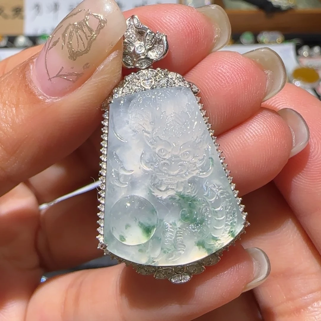 【闪购商品】翡翠颈饰18K金镶嵌天然