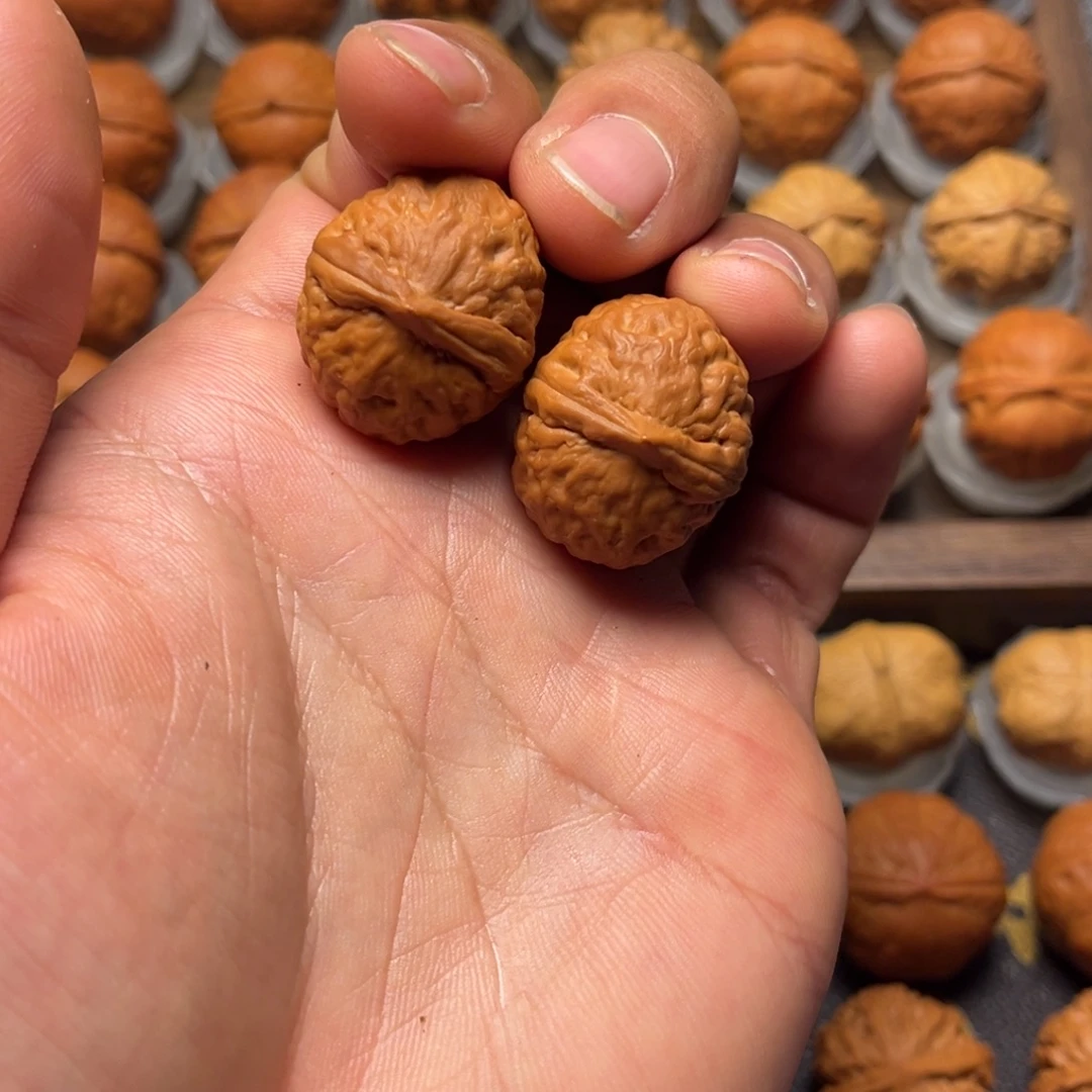 文玩核桃把件磨盘