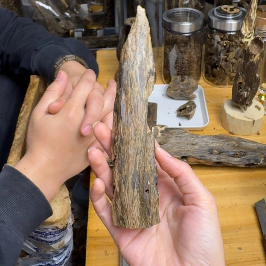 沉香沉香碎屑陆河品种块料41克