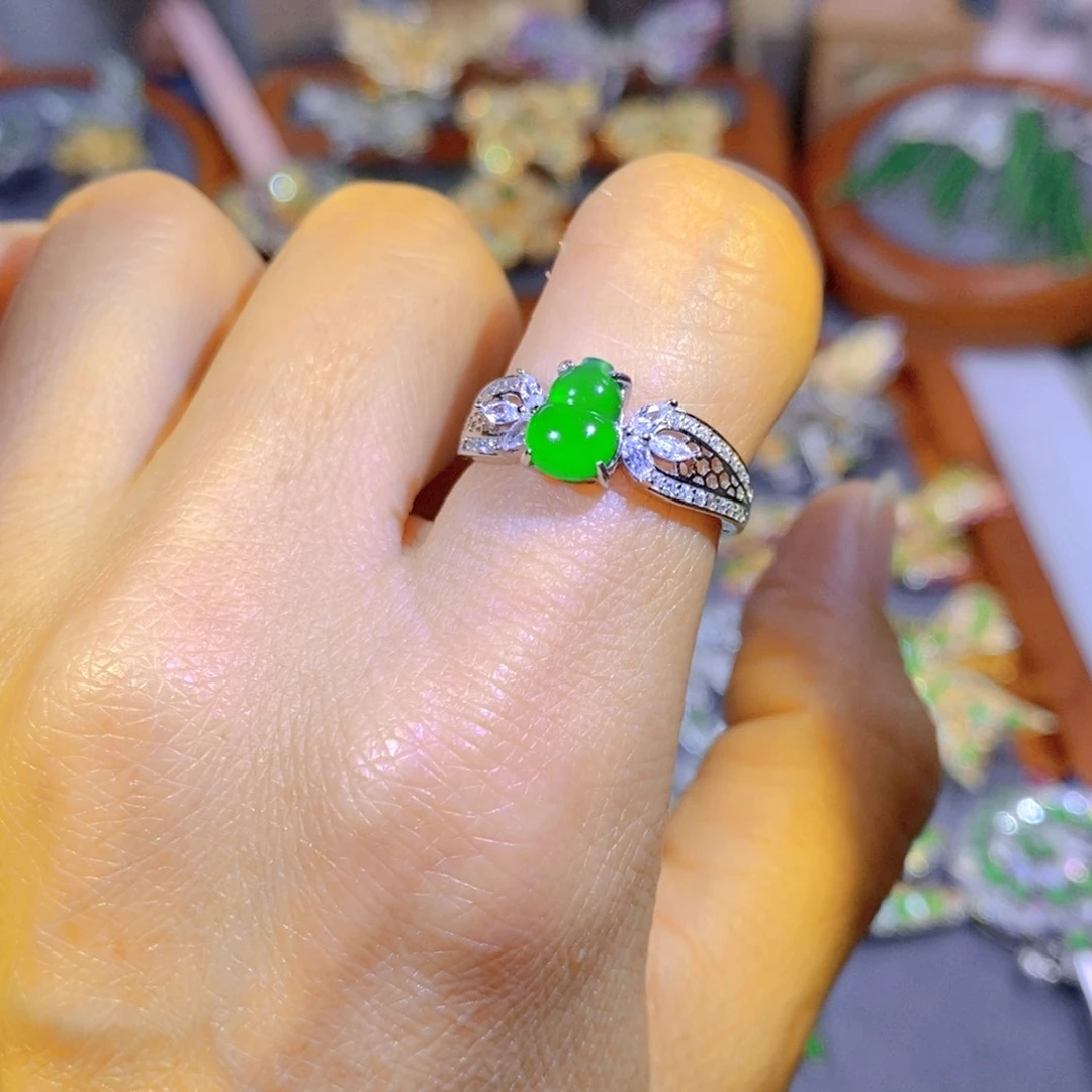 银S925镶嵌挂件翡翠