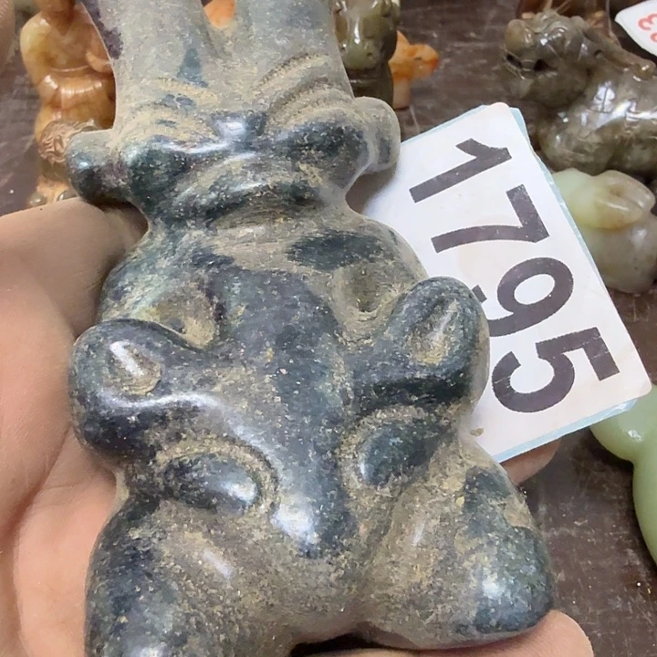田***倩颈饰未镶嵌和田玉