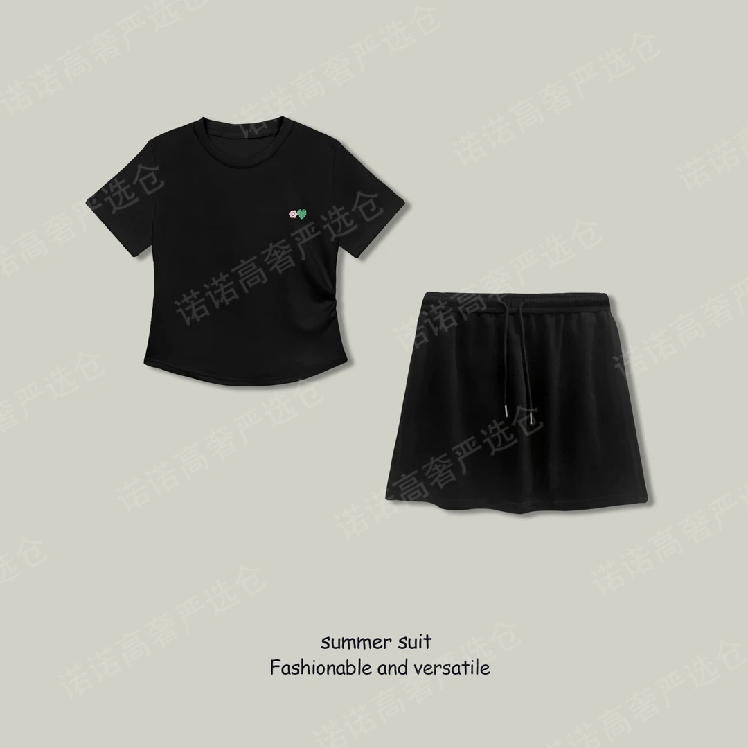 时尚休闲套装女2025夏季新款简约休闲纯色显瘦气质百搭休闲两件套