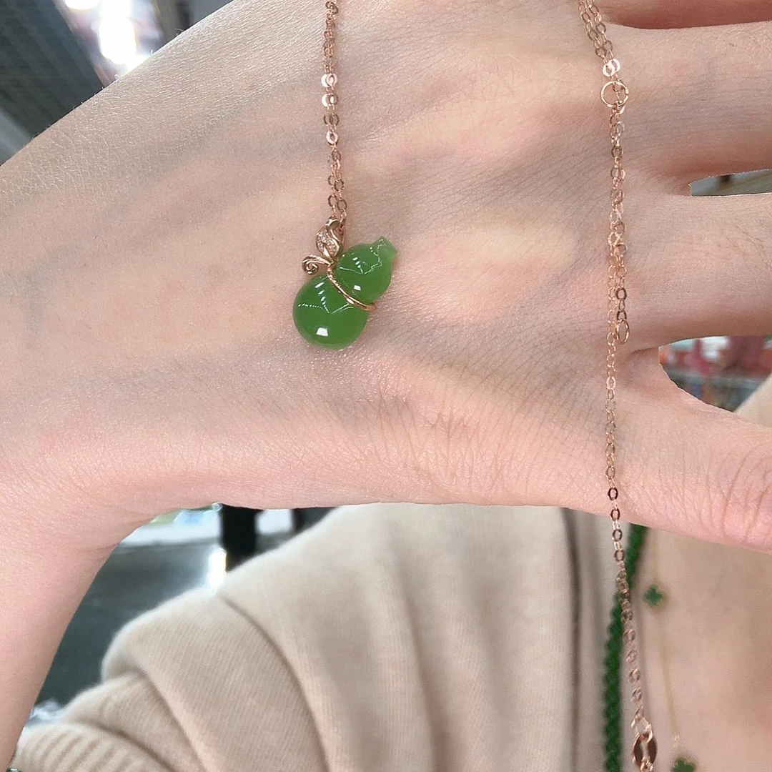 和田玉颈饰18K金镶嵌