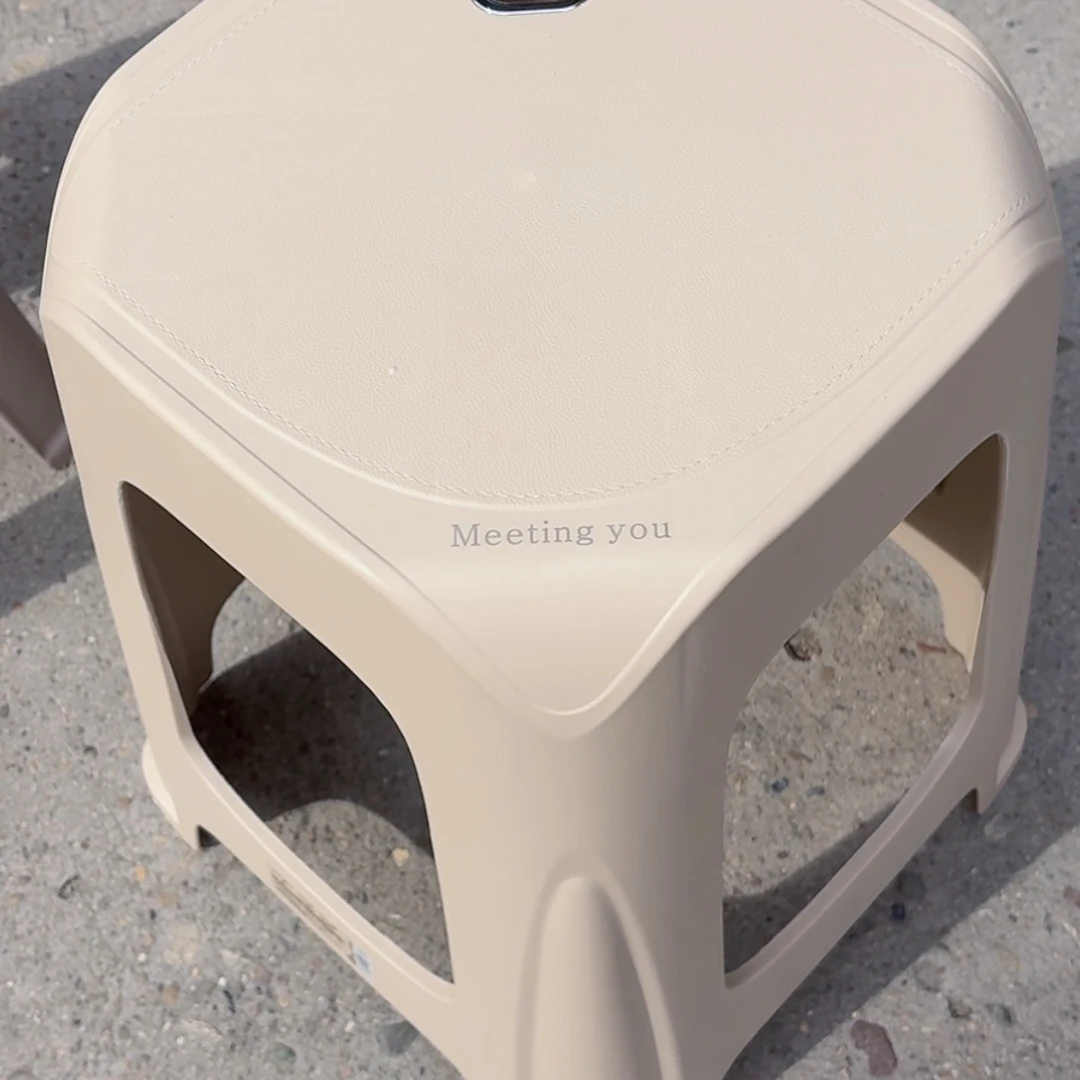 PP9863卡色10个装送一个小凳