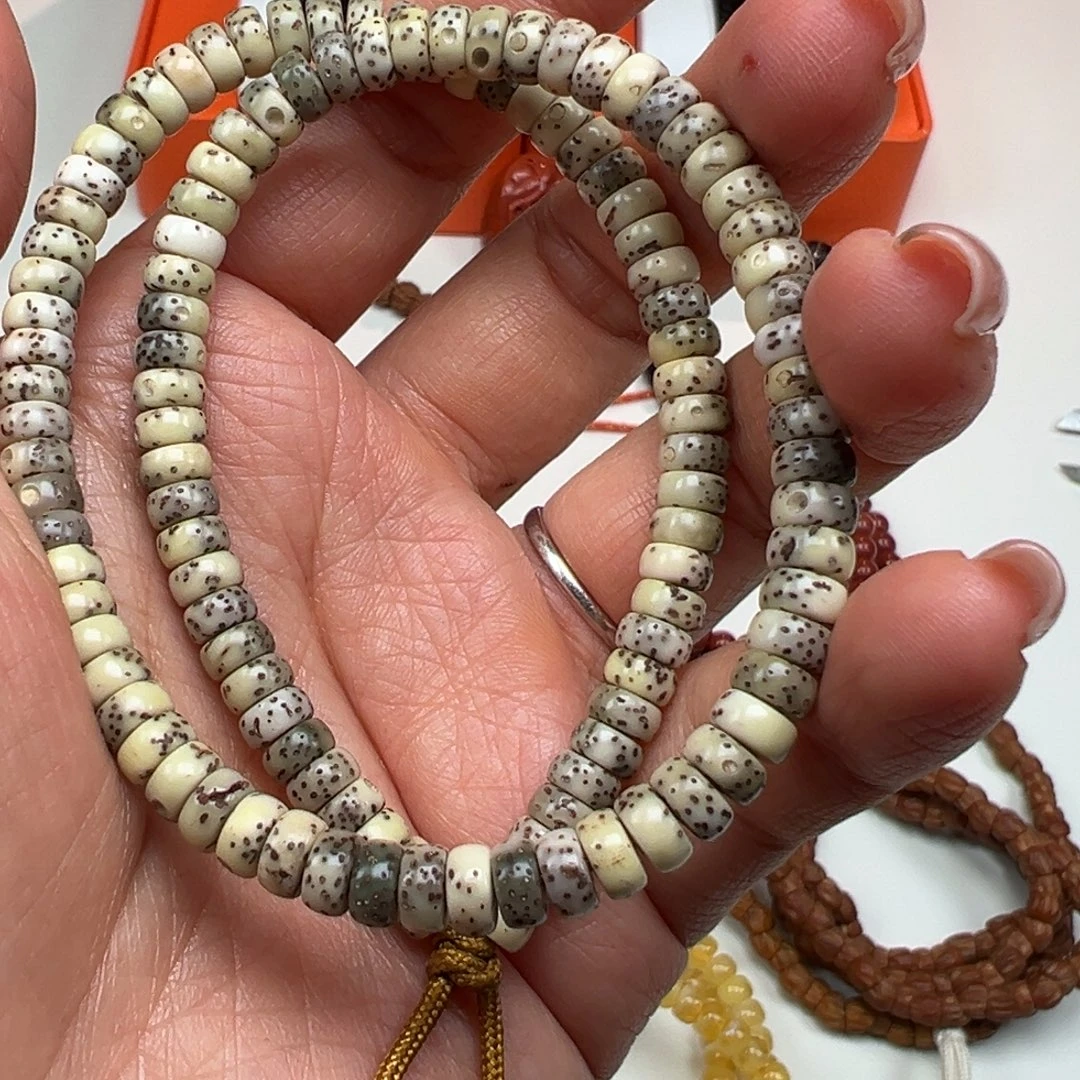 星月菩提吊坠单圈手串