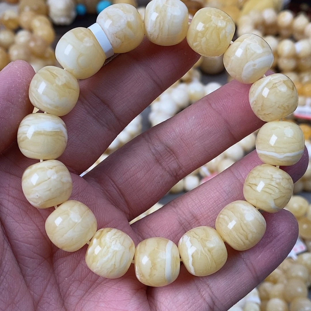 蜜蜡未镶嵌珠宝奇石15×14mm 32.3g同料