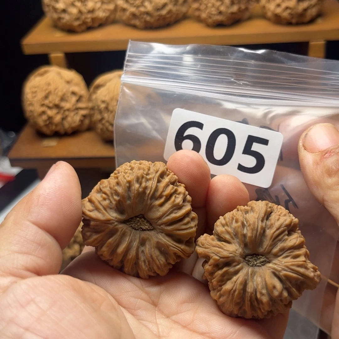 吊坠文玩核桃团子凹底40