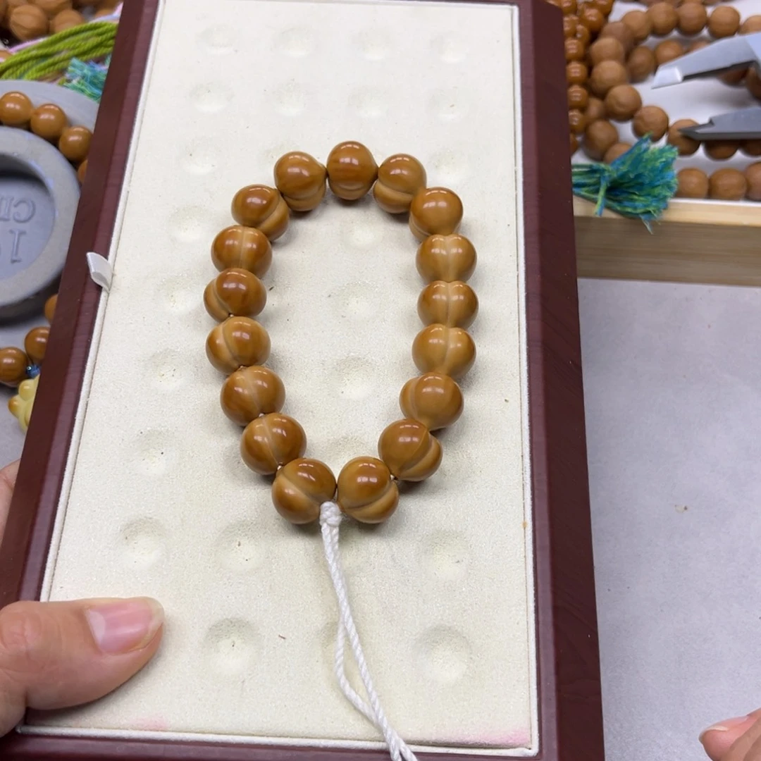 王***冰手串猴头核桃屁桃15➕