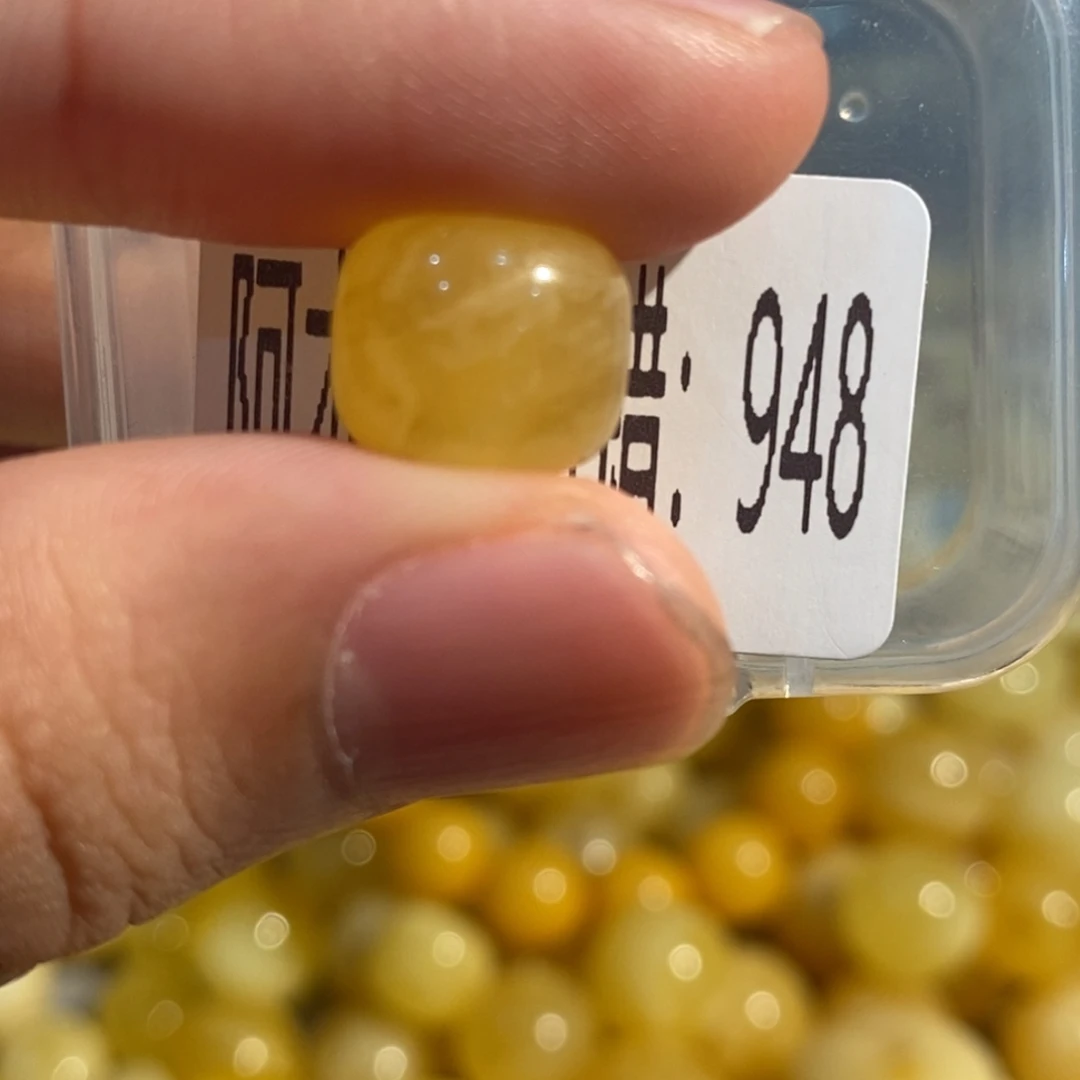 琥珀未镶嵌珠宝奇石948