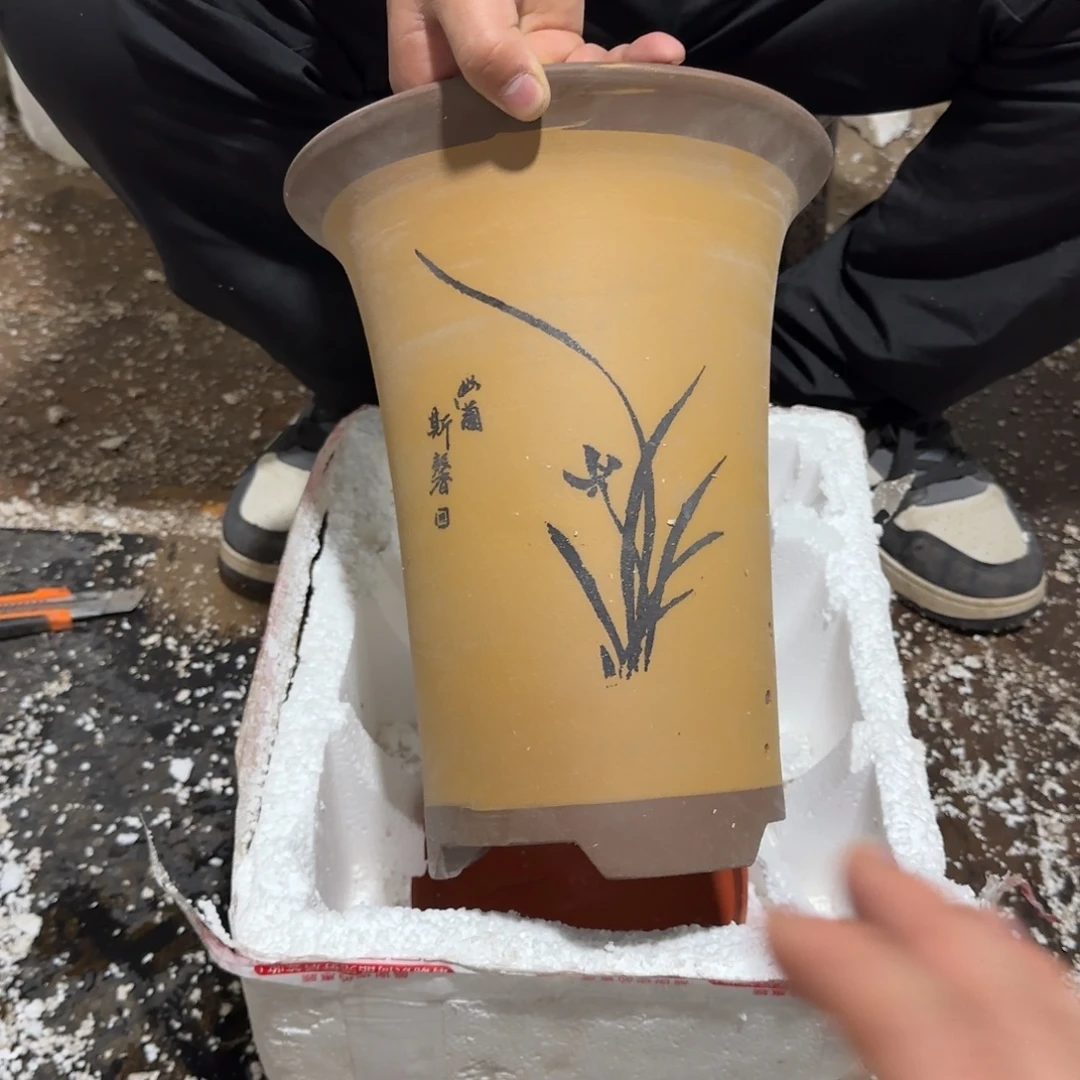 花盆紫砂瑕疵和瑕疵