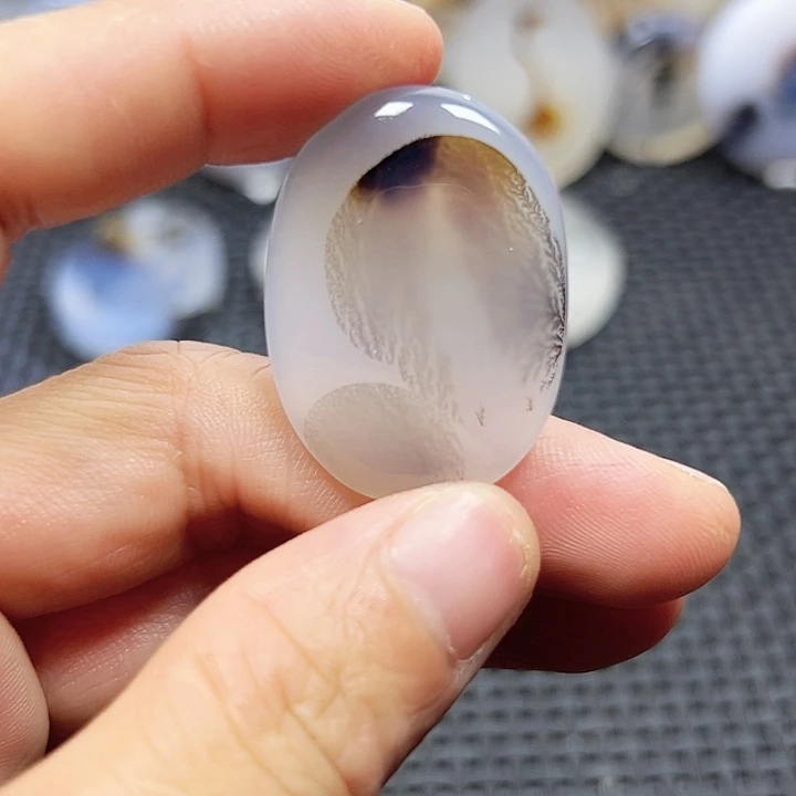 玛瑙/玉髓未镶嵌珠宝半成品