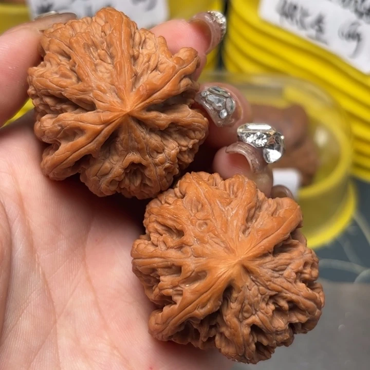 文玩核桃吊坠42-32446-02