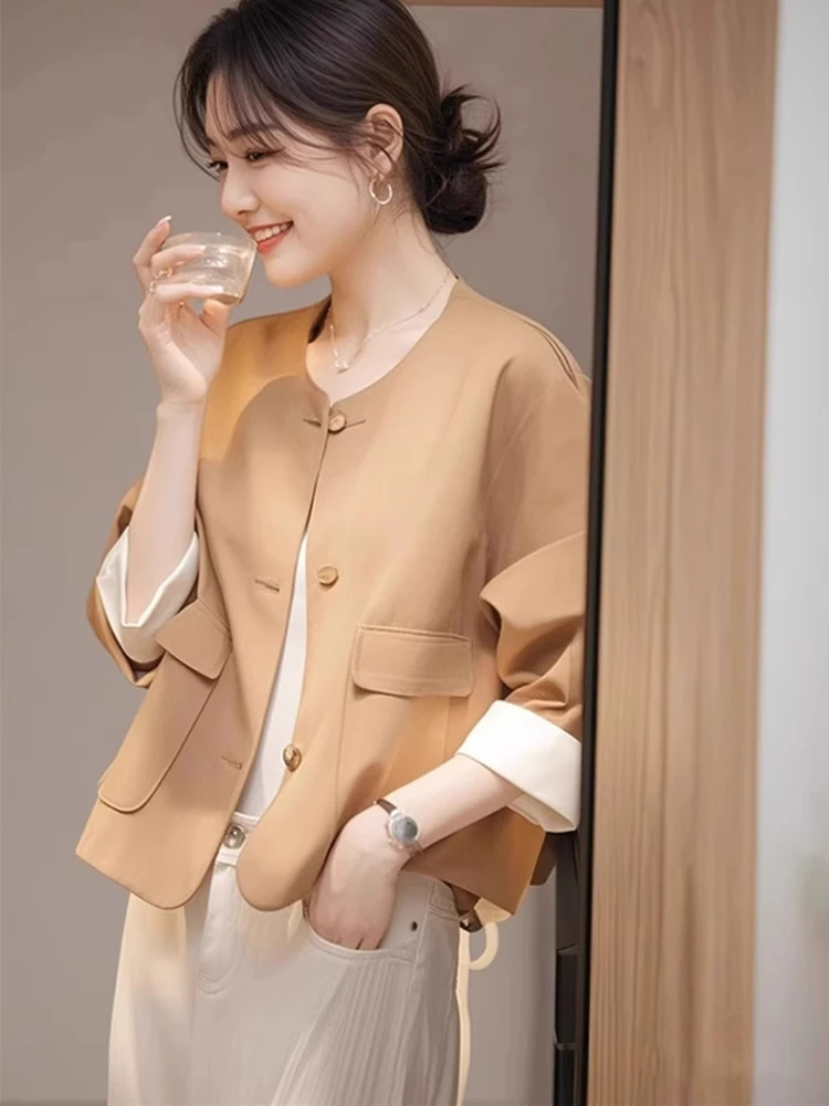 2025年爆款新款春装小个子超火今年流行小香风短款外套女款春秋季