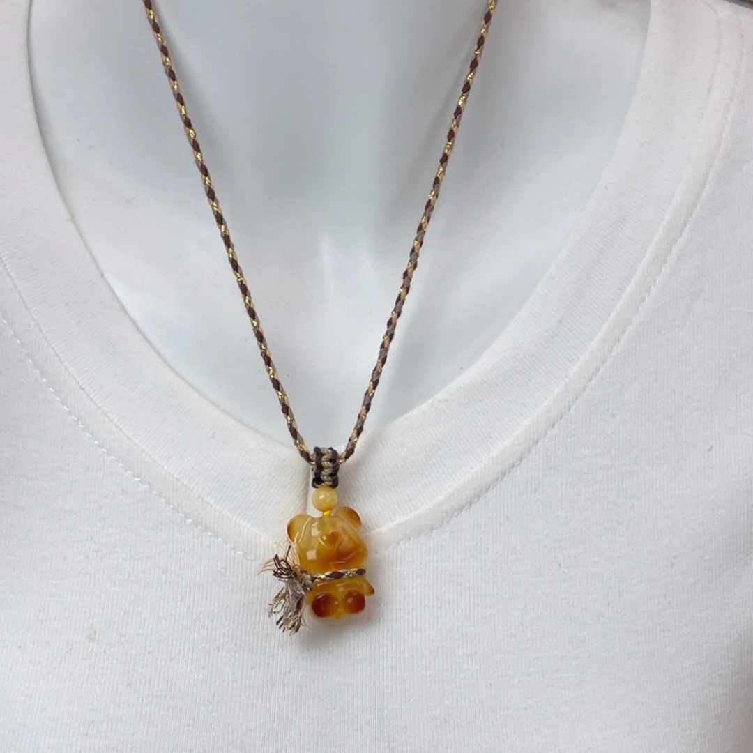 琥珀裸石未镶嵌蜜蜡